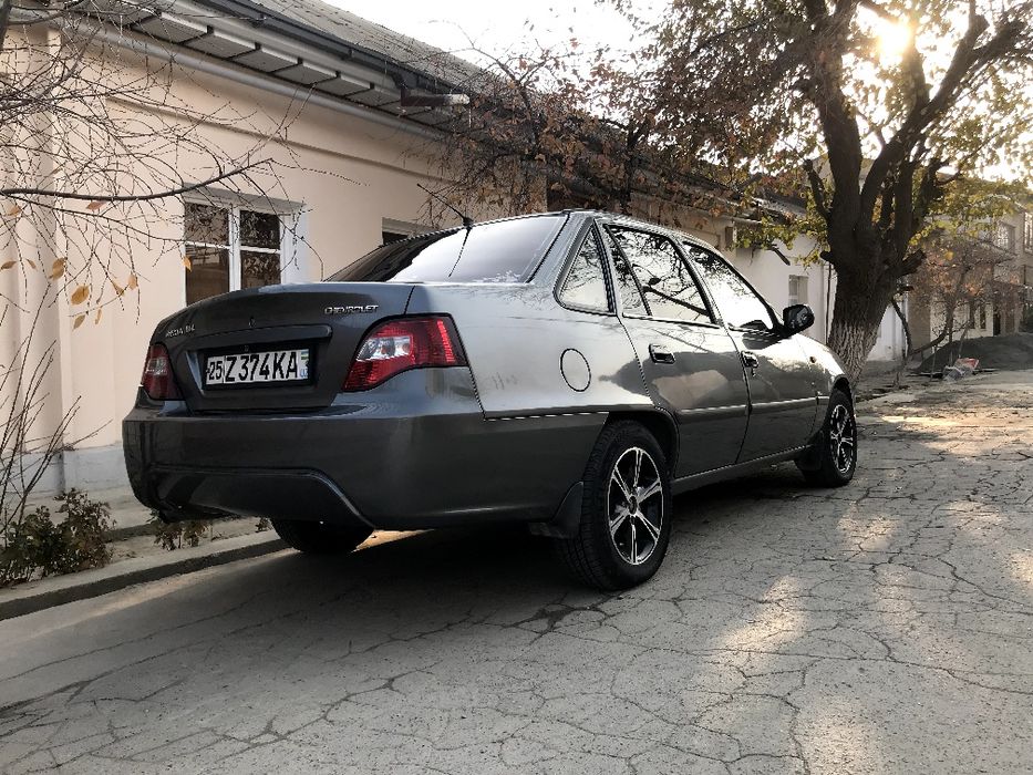 Nexia 2 2013 sotiladi