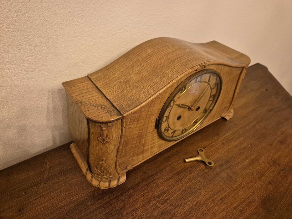 Ceas de semineu - defect