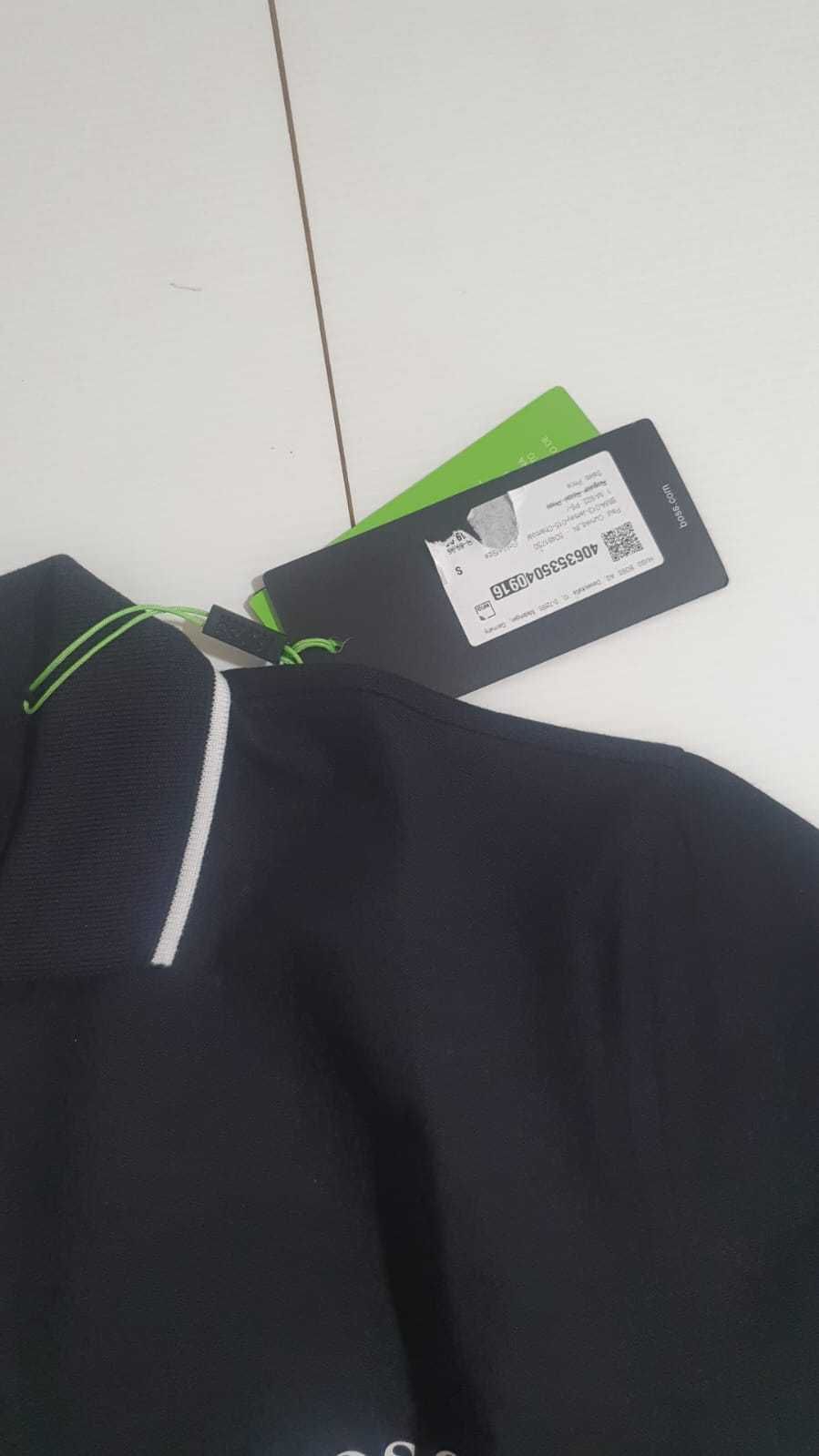 Vand tricouri Hugo Boss masura S si M original nou cu eticheta