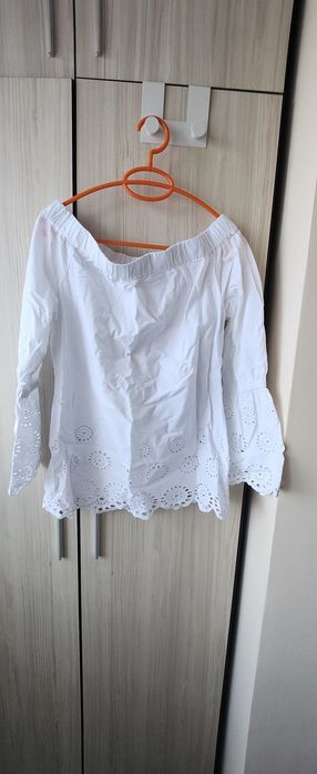 Блузка с паднали рамена