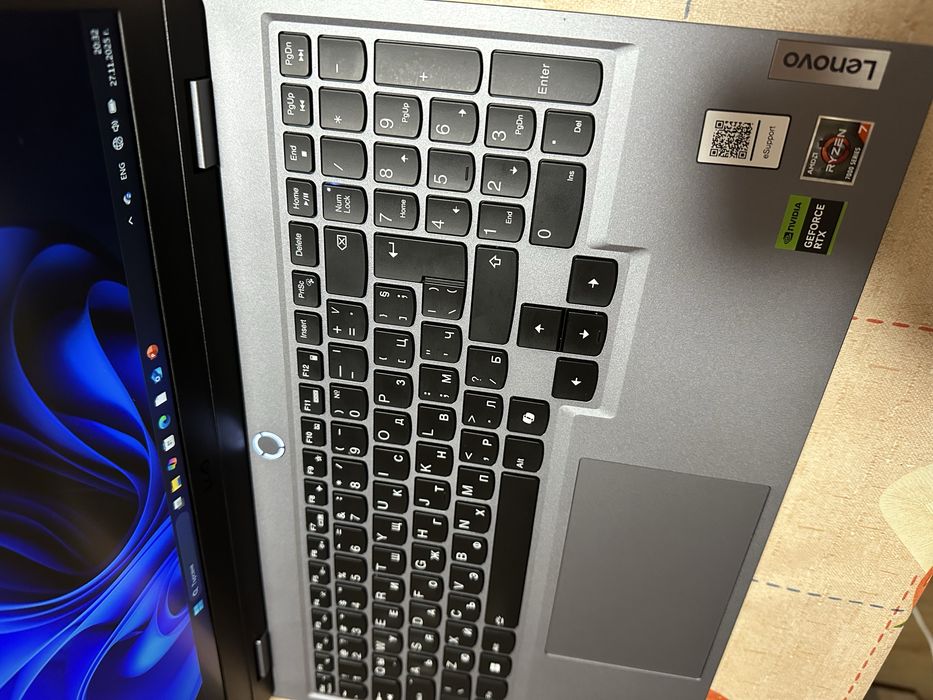Гейминг лаптоп Lenovo 15ARP9 с гаранция ‼️