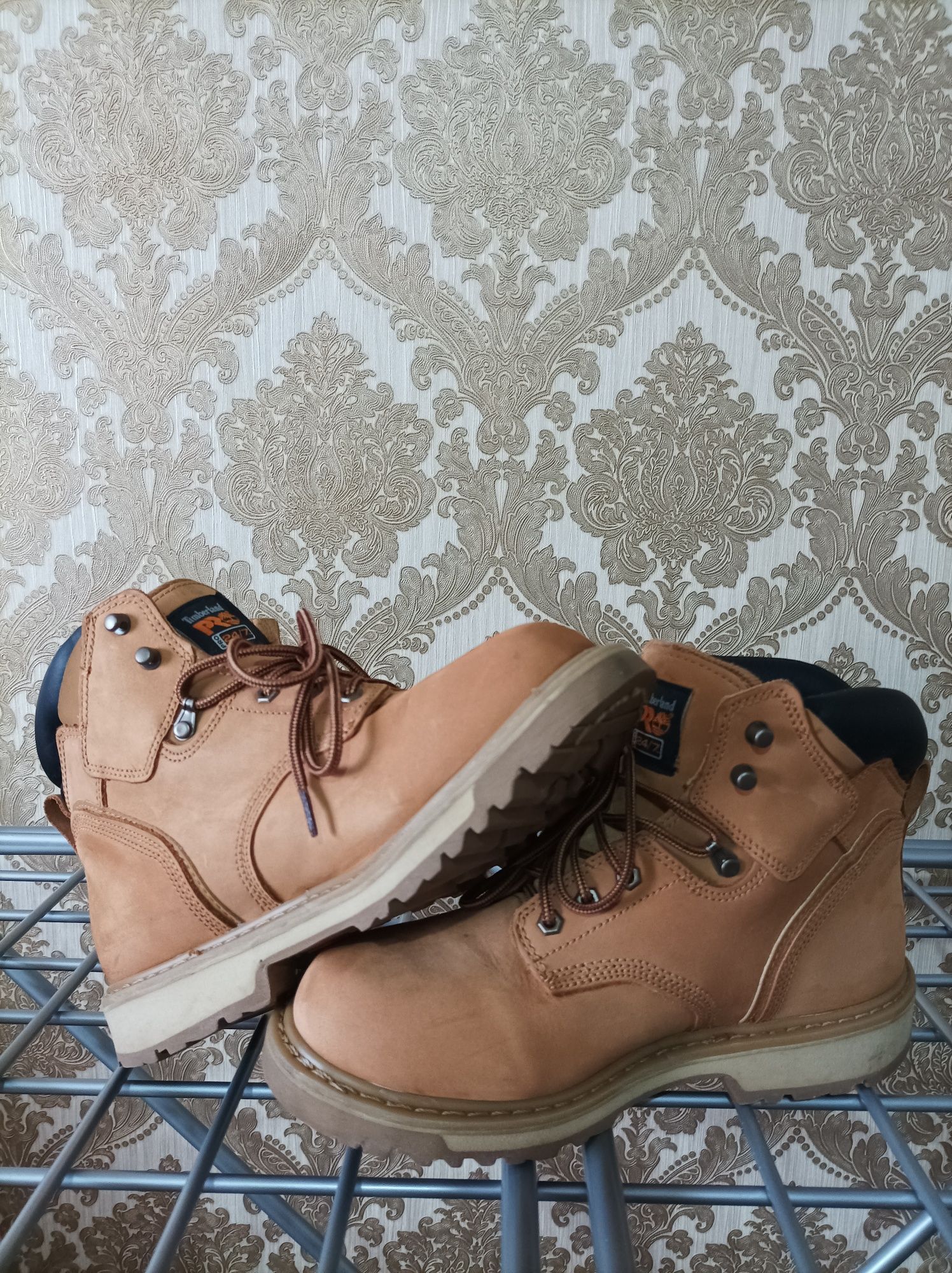 Продаются кожаные мужские ботинки марки Timberland