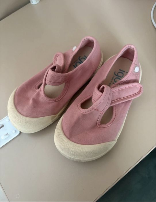 Incaltari interior fetita