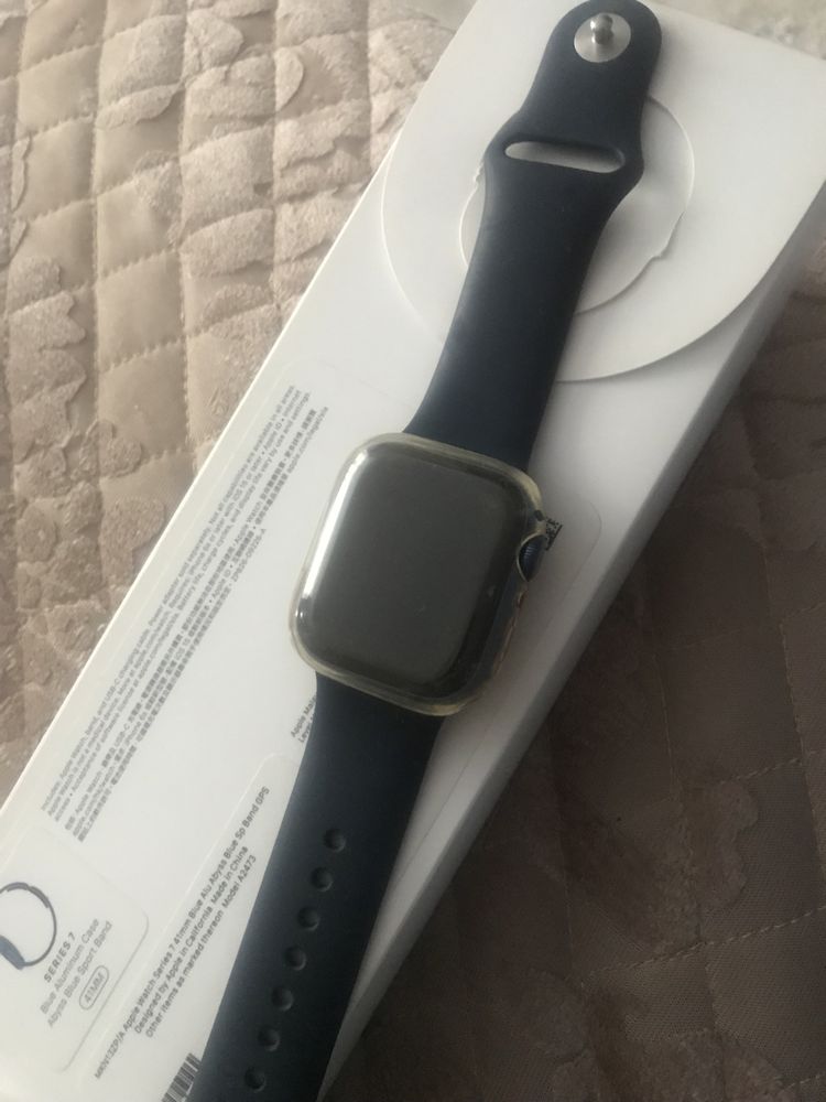 Продам или обмен на ps4  apple watch 7 41mm blue