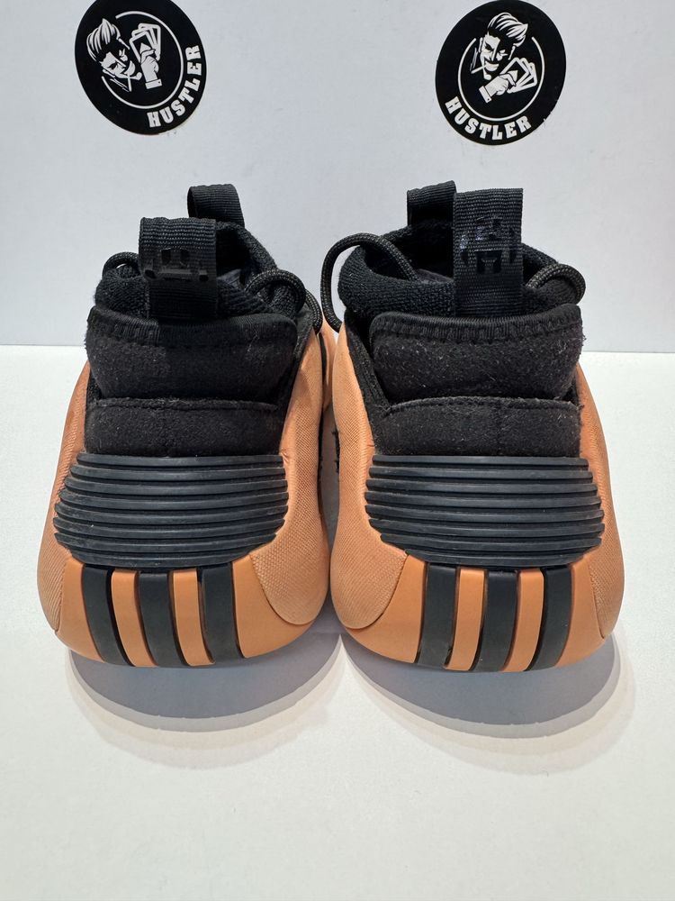 Маратонки ADIDAS Harden Vollume 8 .Номер 42
