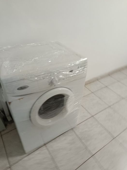 Vand mașina  de spălat  ieftina