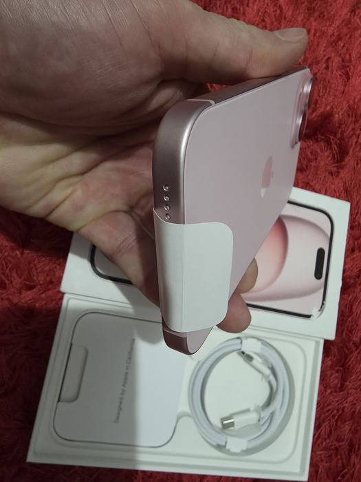 -Iphone 15, Nou, 128Gb, 8Ram, 0 cicluri incarcare, nefolosit, Pink Tit