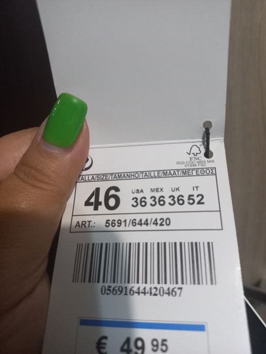 Pantalon raiati ,noi ci eticheta,  de la Reserved.