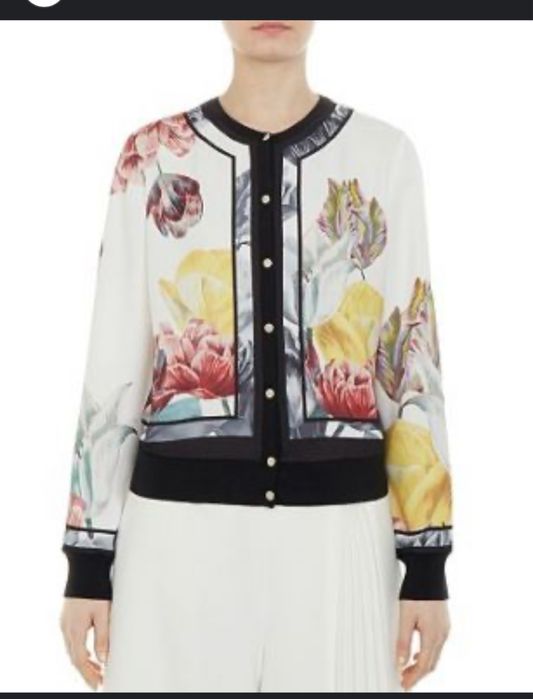 Нова жилетка , Ted Baker , M