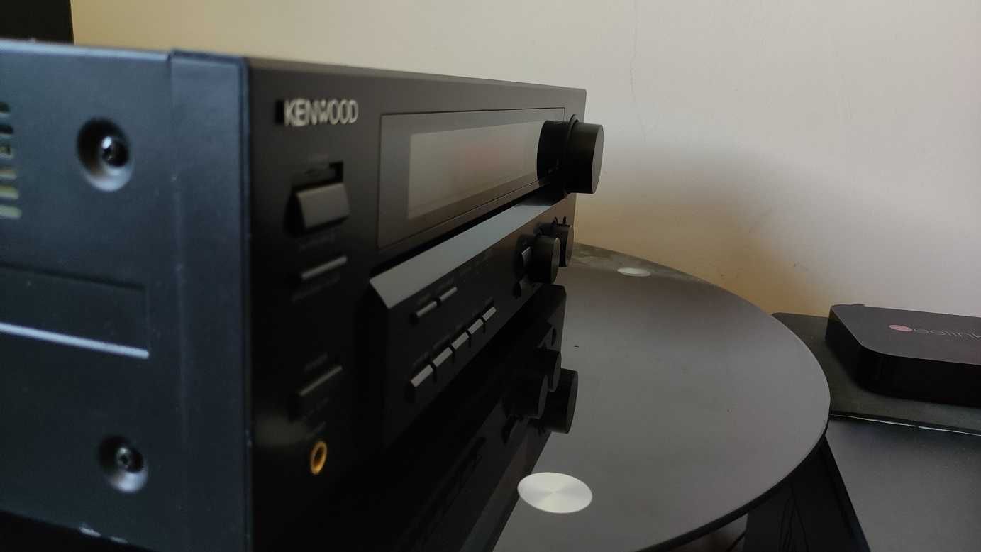 6.1 Receiver Kenwood KRF-V6070D, 6 x 100W