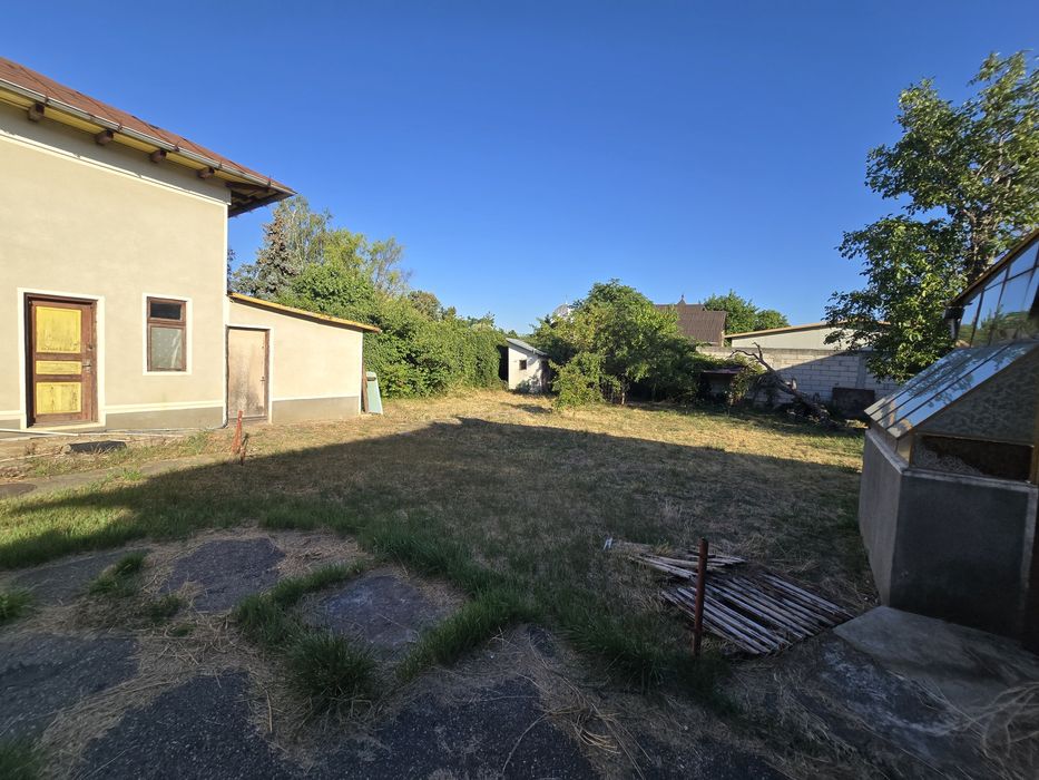 Vând Casa + Teren Ploiesti oras centru