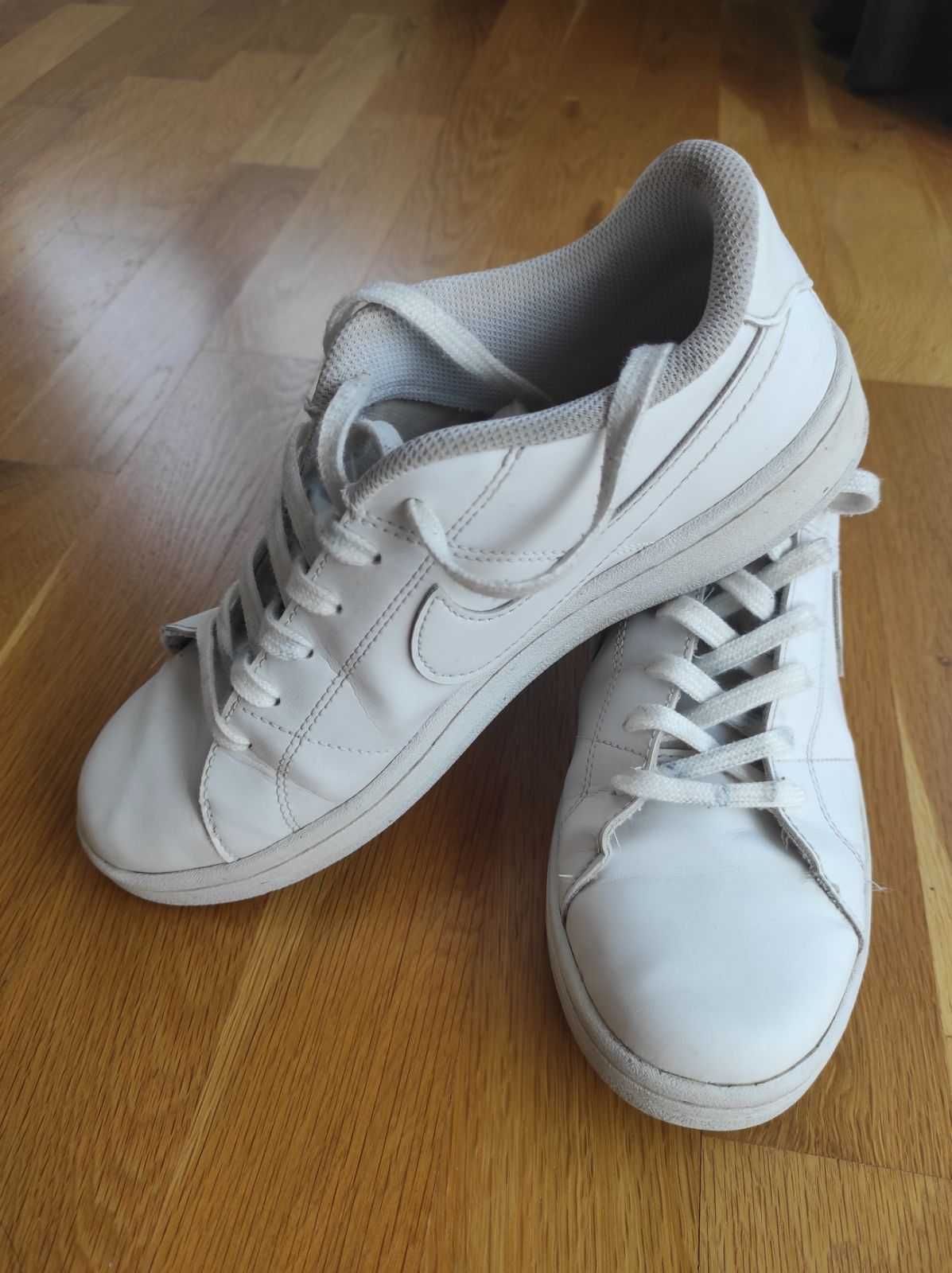 Кецове Nike Court Royale 2, номер 42