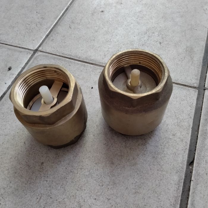 Обратна клапа 1 1/4"