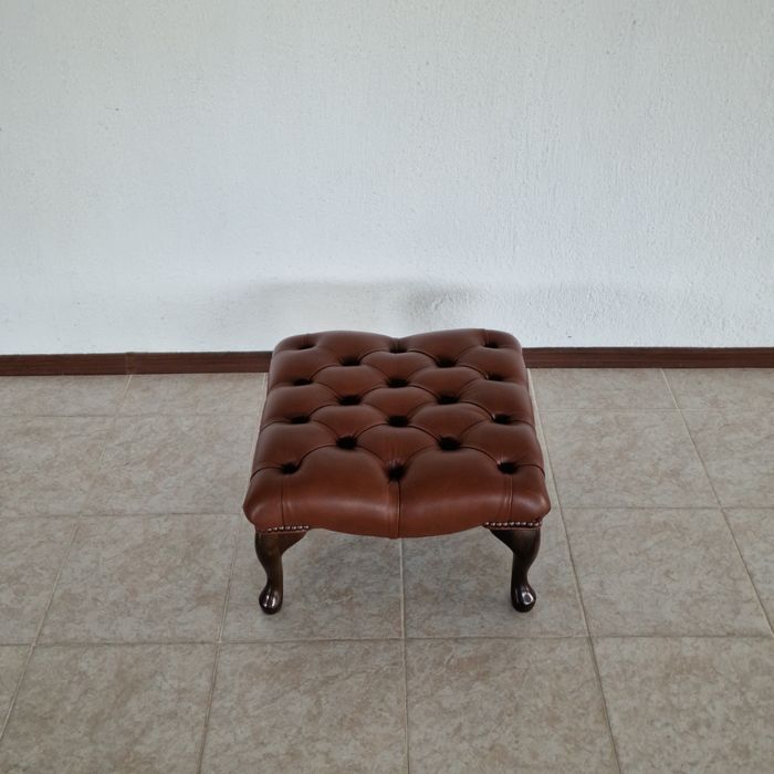 Диван Chesterfield