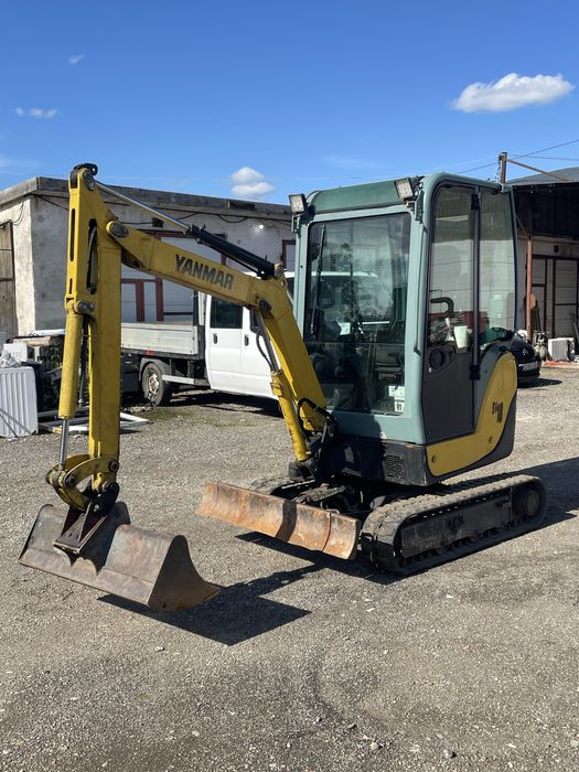 Miniexcavator yanmar 2 tone an 2015