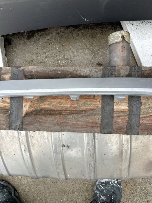 VW T-Cross задна лайсна към бронята ОЕМ