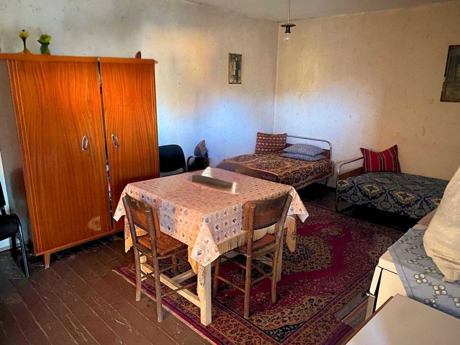 Продава КЪЩА, с. Янково, Шумен