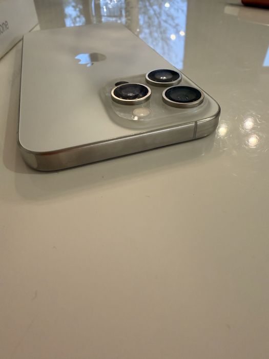 I phone 15 pro max 1TB
