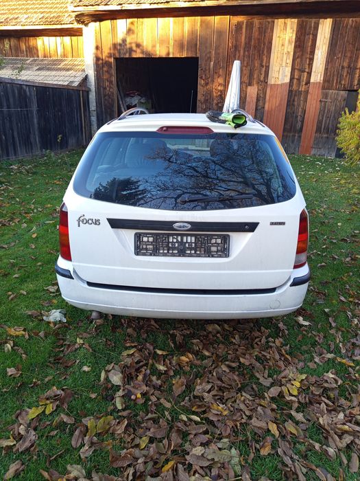 Ford Focus 1,8 tdci -piese