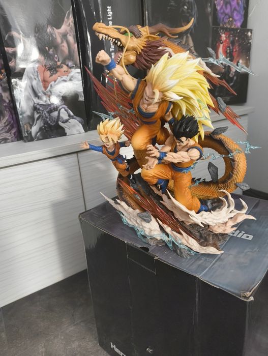 Statuie Dragon Ball Z: Pumnul Dragonulu -i RRP 200€