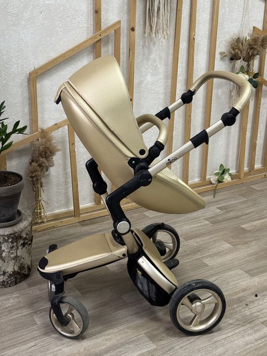 Carut mima xari culoarea champagne