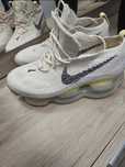 Nike Scorpion 42