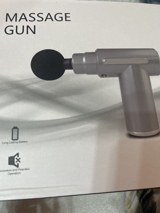 Масажен пистолет - акумулаторен масажор.