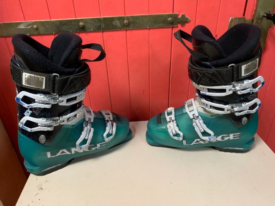 Clapari Lange Marime EU:38.5 Mondo:24.5