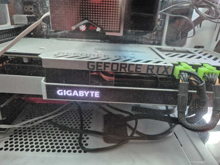 PC Gaming – RTX 3070 Ti, i5-11600K, 32GB RAM, Z590 Phantom Gaming 4