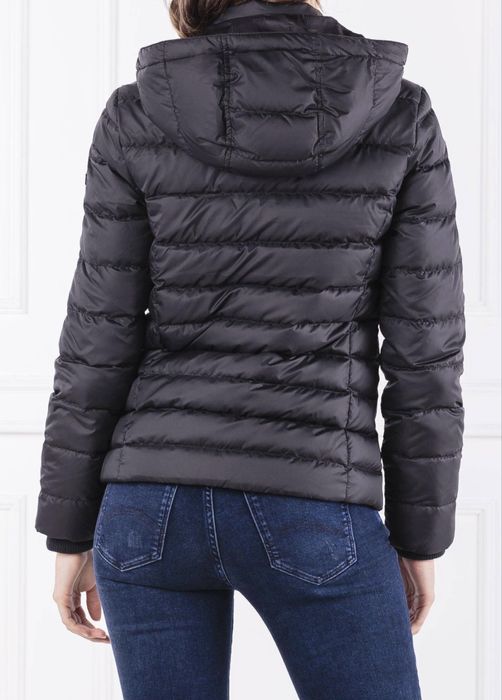 Дамско яке Tommy jeans