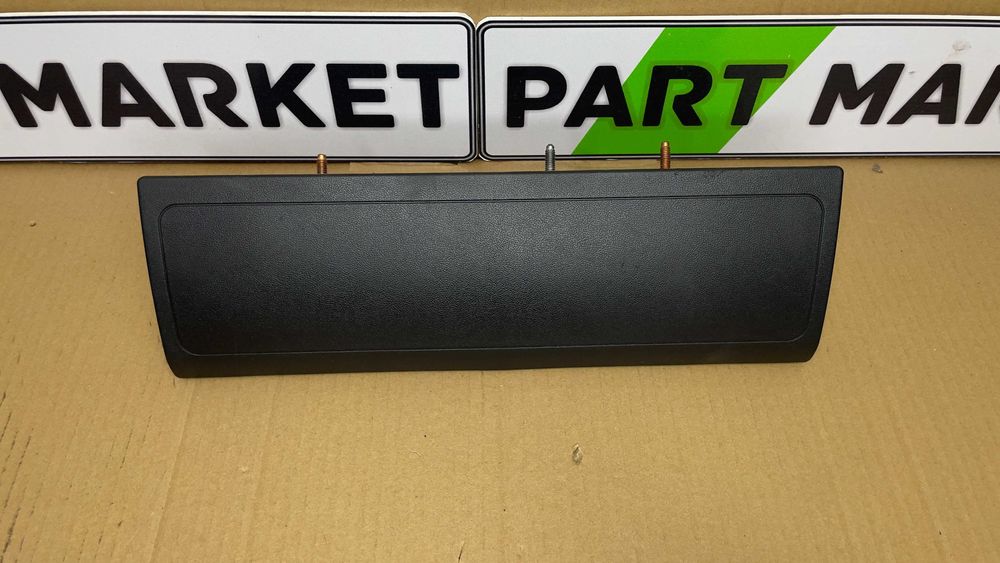 AIRBAG крака AUDI A8 S8 D4 4H1880841A
