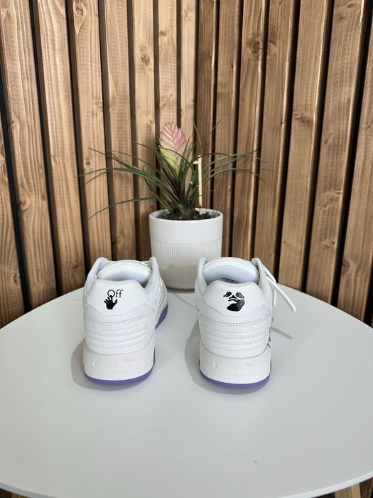 Off White Out Of Office For Walking (size 37/38)