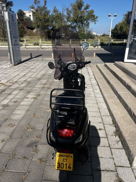 Scuter DTS Milano R model Vespa