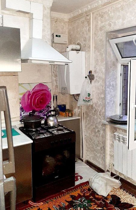 3 хонали уй сотилади.