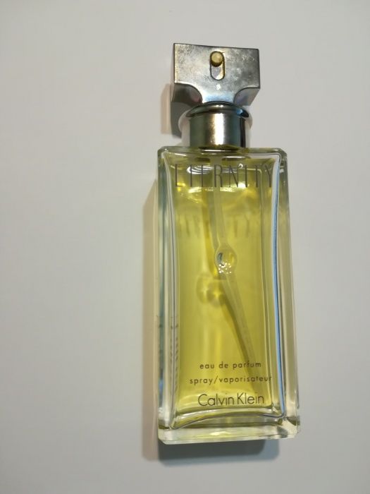 Продавам Парфюмна вода Calvin Klein Eternity 100 мл.