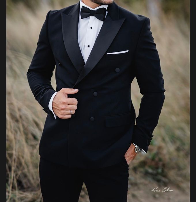 Официален мъжки костюм