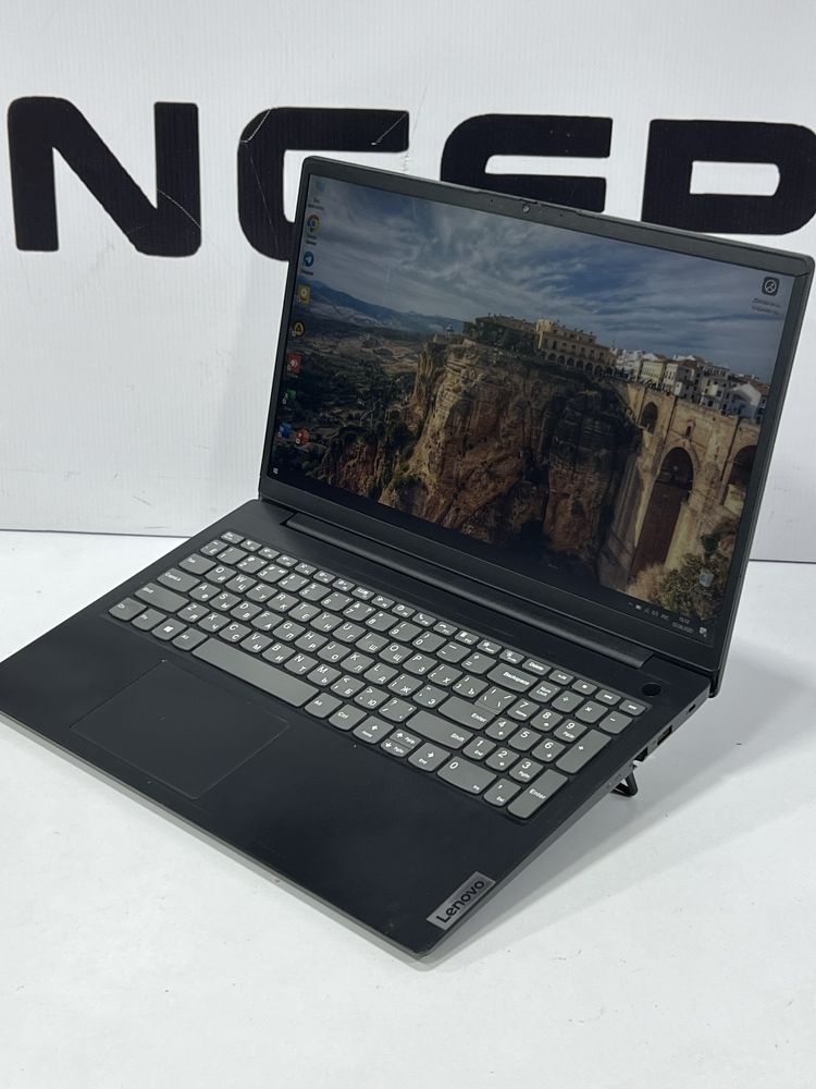 Noutbuk Lenovo Ideapad 82KB!