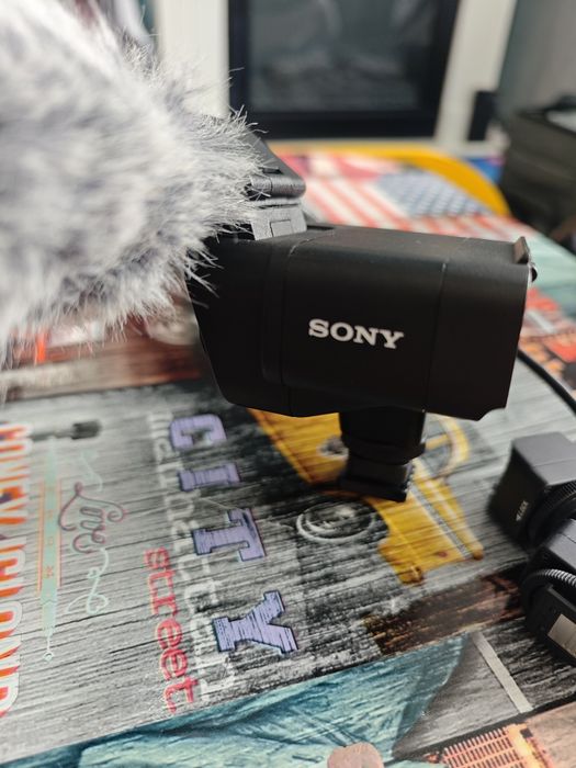 Microfon Sony XLR-K3M cu adaptor 
Sony 
Sony XLR-K3M Microfo
Sony XLR-
