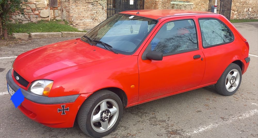 Ford fiesta 1.3 economic , fiabil si ieftin.