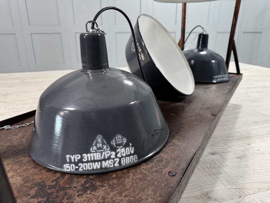 Емайлирани индустриални лампи У013
