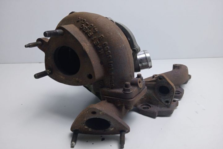 Turbina Turbosuflanta Turbo 2.7 TDI 53049880116 Volvo V40 prima gener