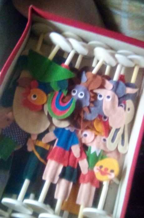 Куклени театри продават се