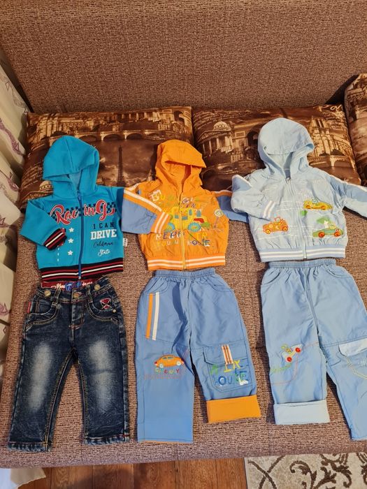 Продам одежду для мальчика.