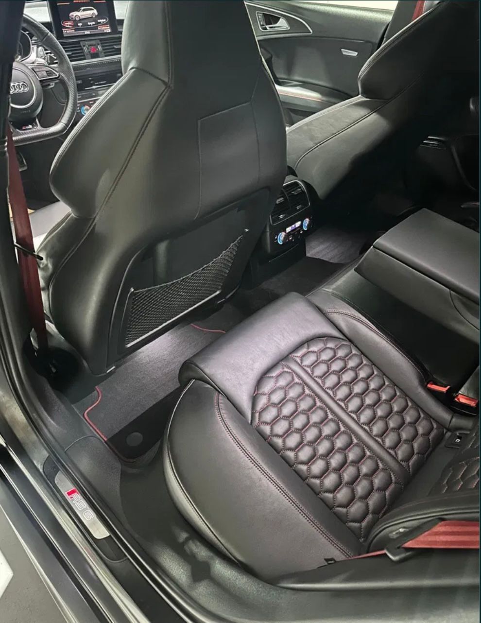 Audi rs6 2015, 4000 benzina