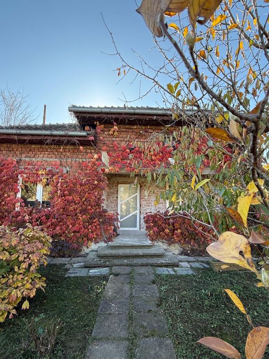 Casa in Ciolpani, langa padure