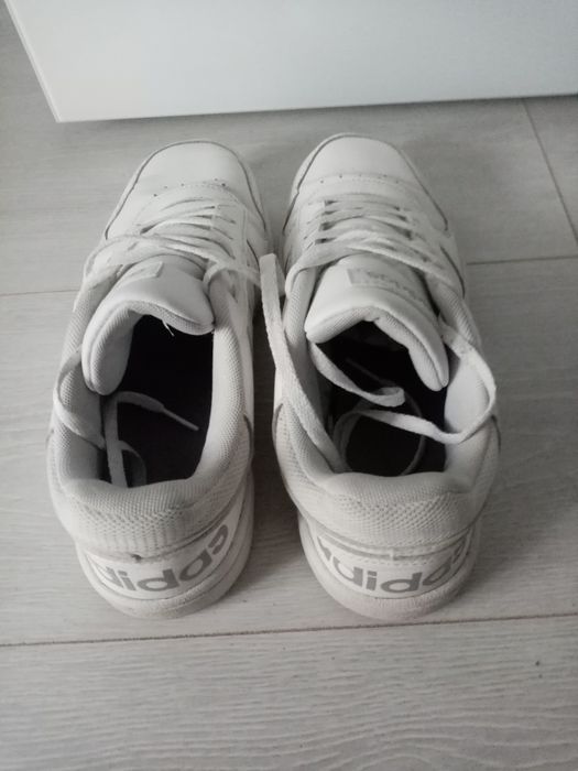 Adidași Dama Albi