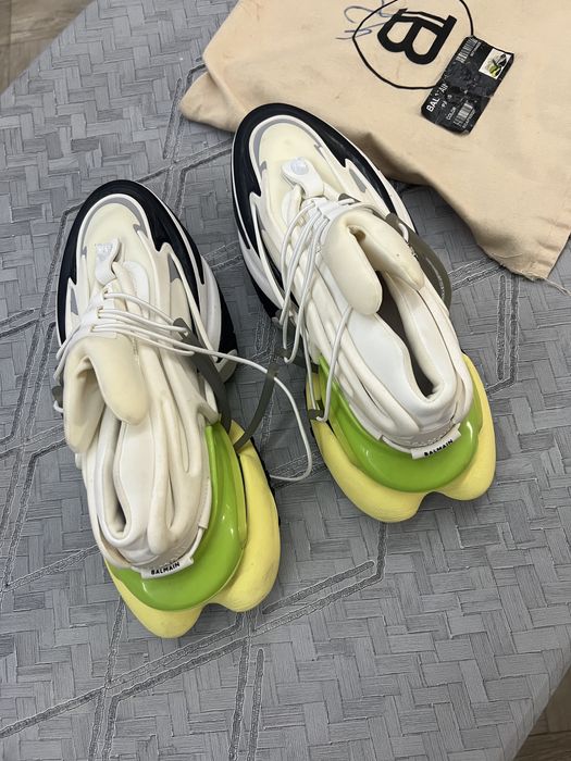 Adidasi Balmain Paris Unicorn Top Version