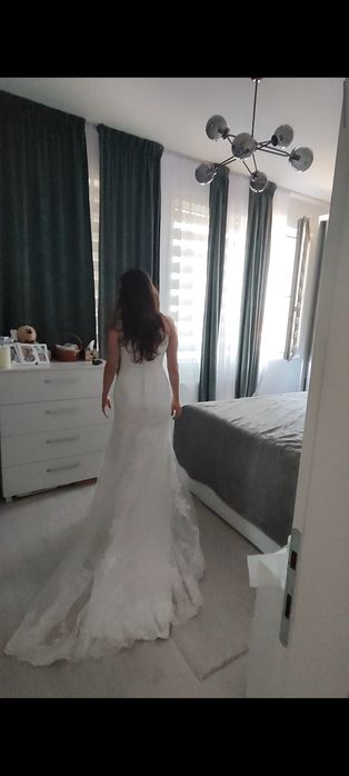 Rochie de mireasa sirena 40