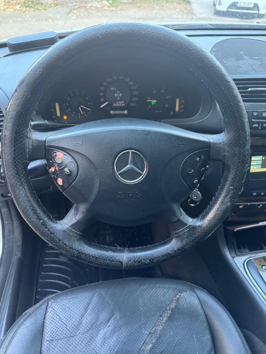 Vand mercedes w211 anul 2006 motor 2.2 150 cp