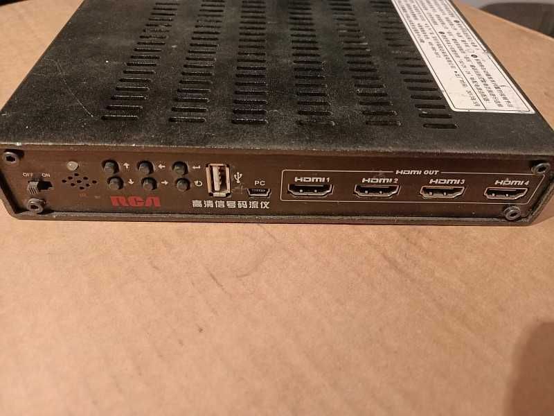 Продам HDMI Splitter "RCA - H3100". Б/у.